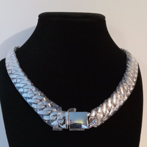 Broken Heart Necklace - Picture 3 of 3